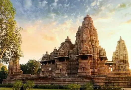 Travel to Indian temples : Marvel of Architecture